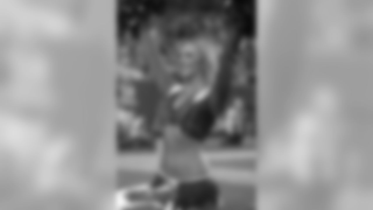 Marissa Denver Broncos, Cheerleaders, DBC, 2019