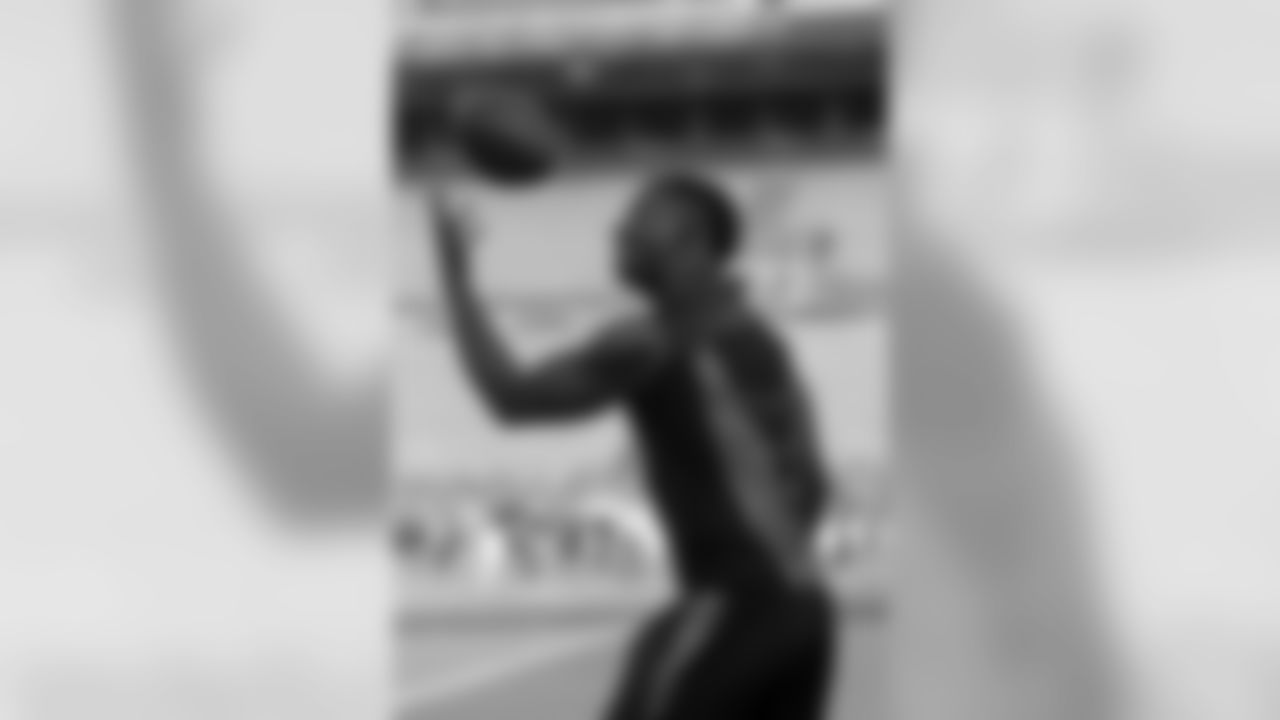 Denver Broncos wide receiver Isaiah Burse (19)