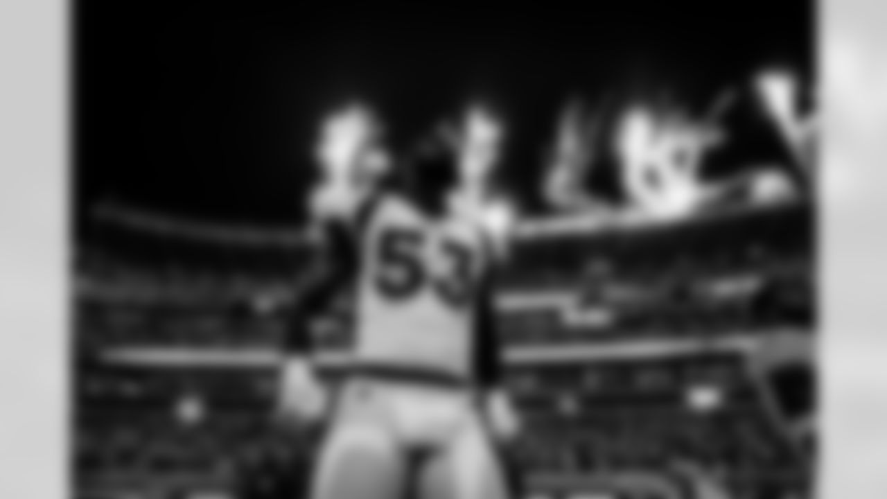 Jonathon Cooper during the Broncos' Week 7 game against the Cleveland Browns at FirstEnergy Stadium in Cleveland, Ohio on October 21, 2021. (Photo by Gabriel Christus)