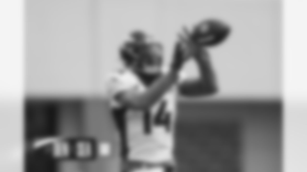 Courtland Sutton during practice on Friday, September 9, 2022 at UCHealth Training Center in Englewood, Colorado.
Photo by Gabriel Christus/Denver Broncos