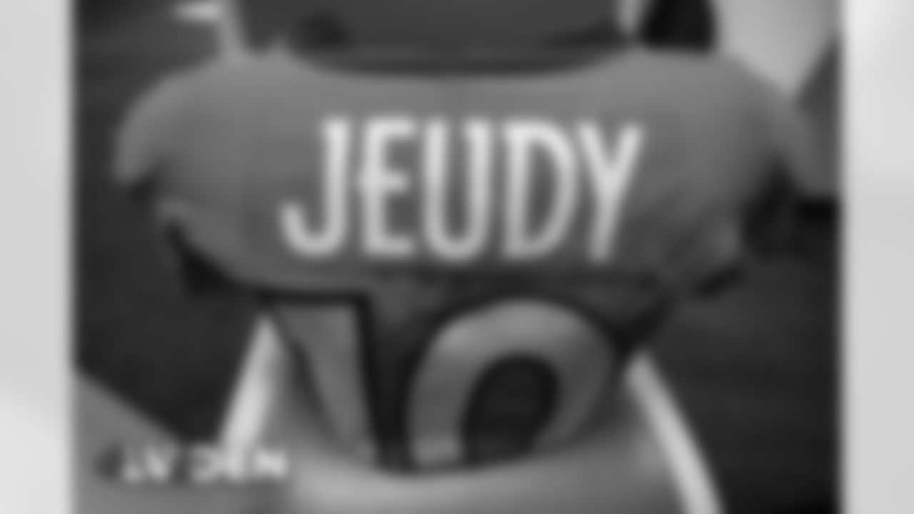 Jerry Jeudy's jersey in the locker room before the Broncos' Week 17 game against the Las Vegas Raiders at Empower Field at Mile High in Denver, Colorado on January 3, 2021. (Photo by Joe Abdellah)