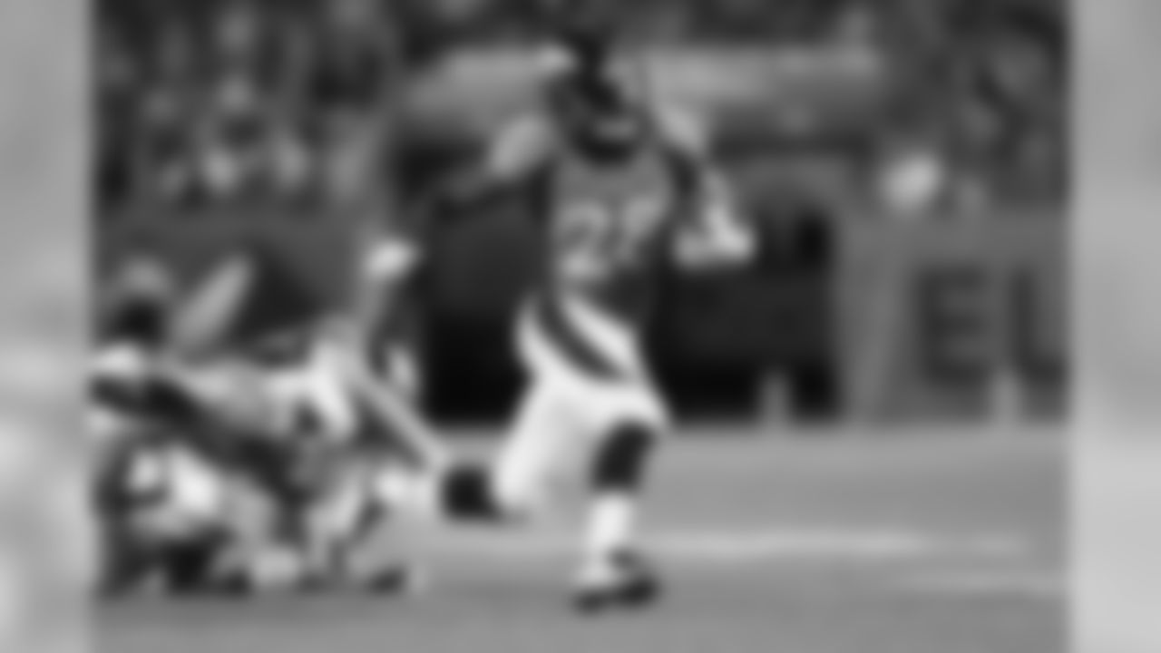 Running back Jamaal Charles