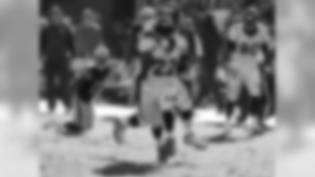 Nov. 9, 2014: W 41-17 vs. Oakland
