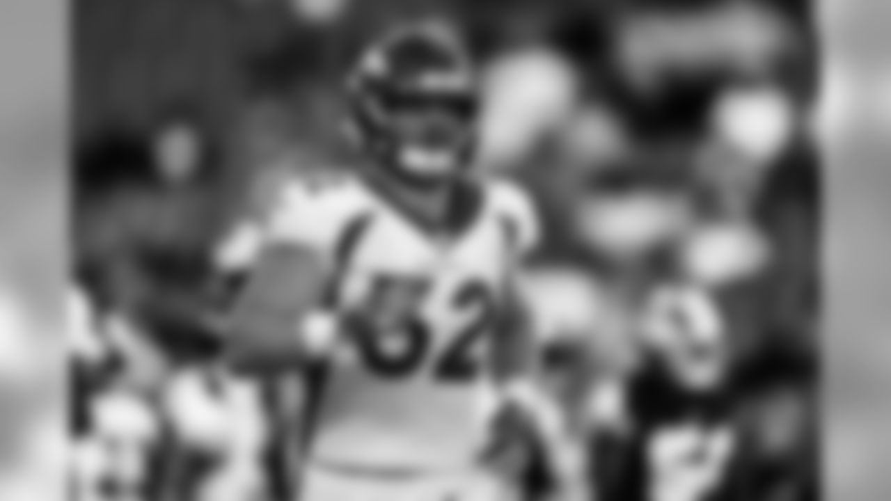 FB Andy Janovich