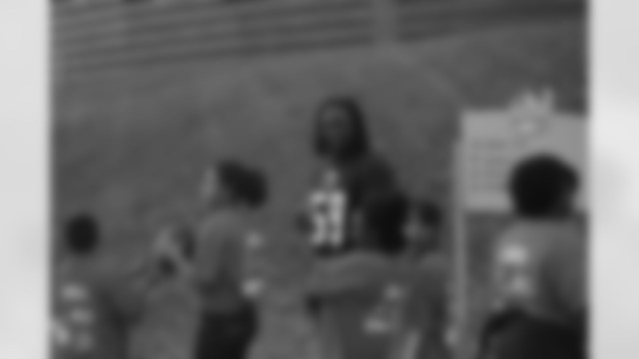 LB Danny Trevathan chats with kids during Tuesday's Hometown Huddle.