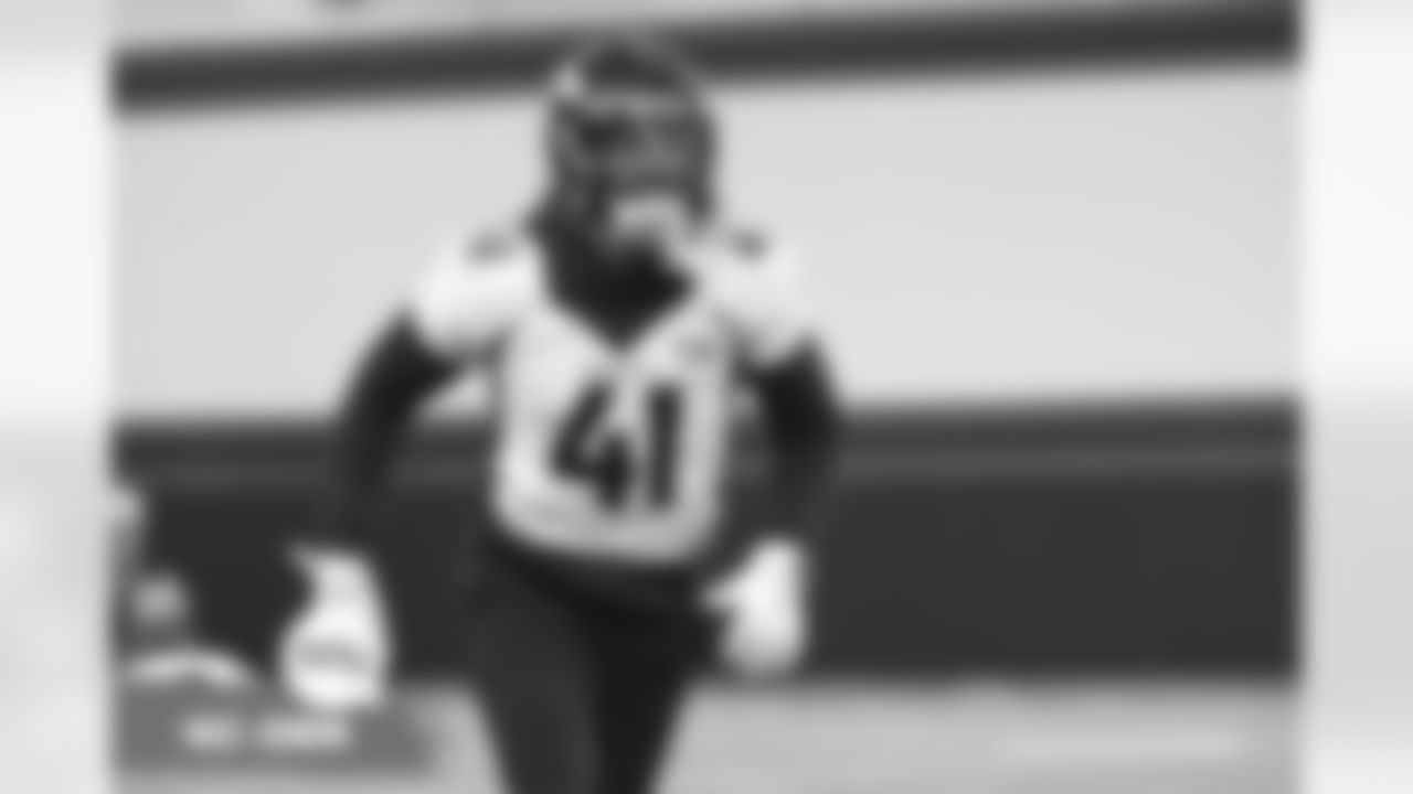 Kenny Young during practice on Thursday, January 6, 2022 at UCHealth Training Center in Englewood, Colorado.
Gabriel Christus