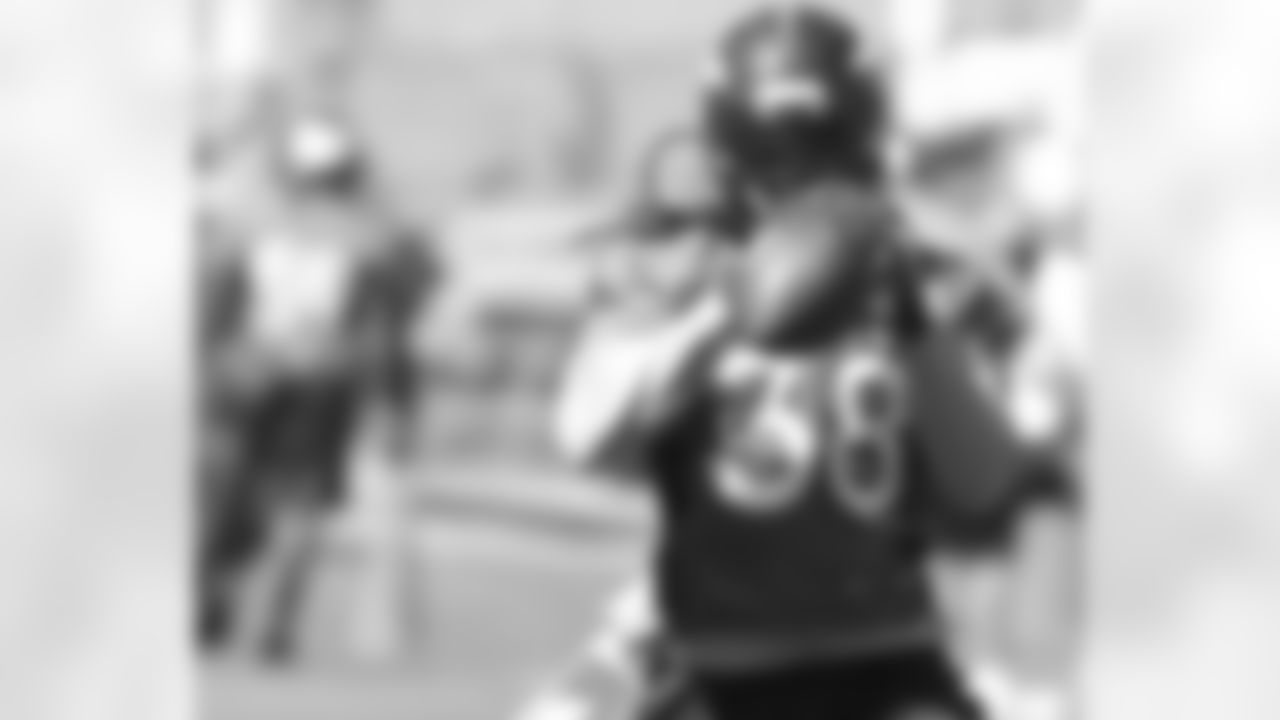 S Quinton Carter