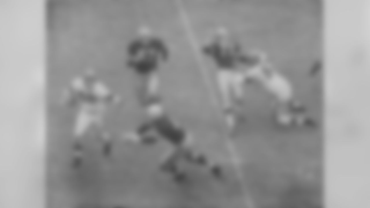 Mac Speedie and Len Ford in action the last week of the preseason against Pittsburgh.