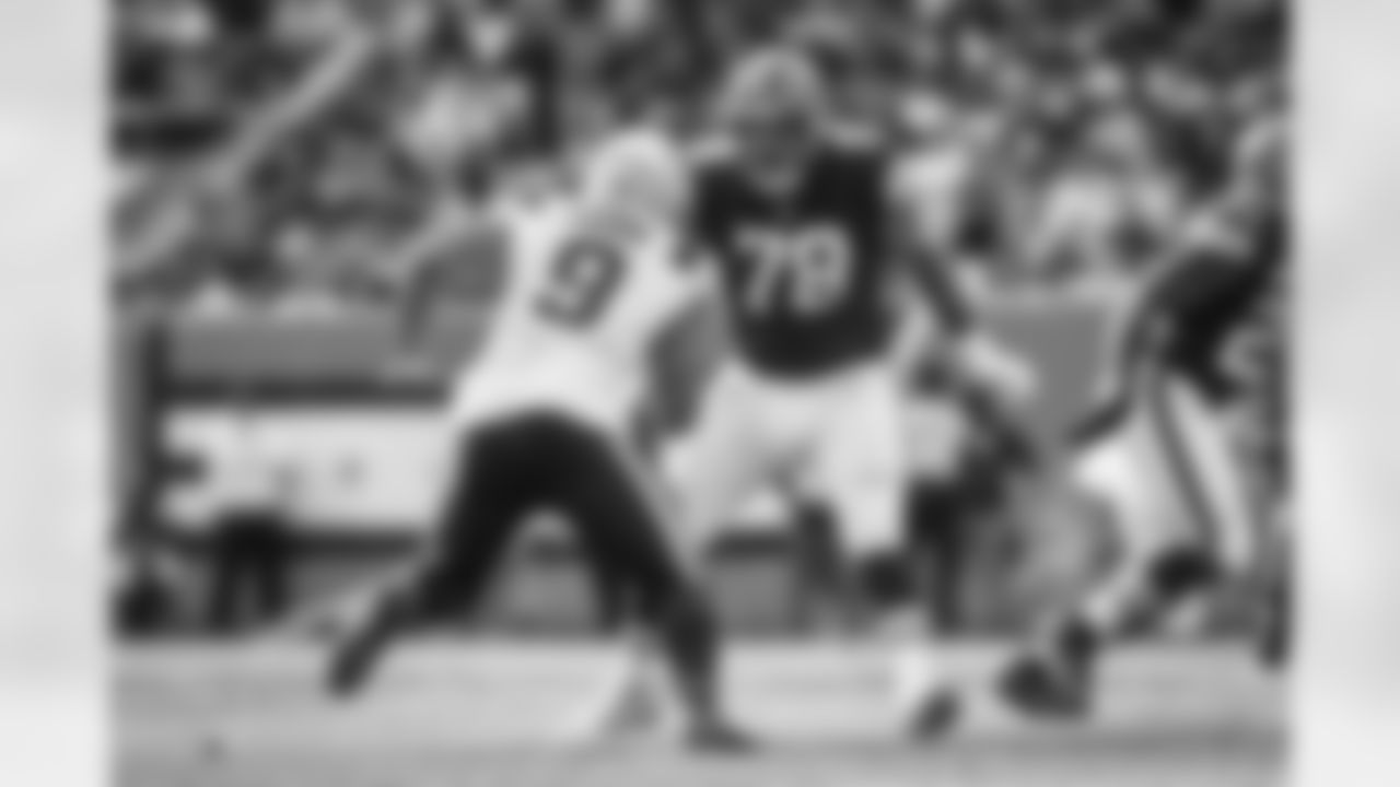 Offensive tackle Jack Conklin (78) during a NFL football game between the New England Patriots and Cleveland Browns on October 16, 2022 at FirstEnergy Stadium.