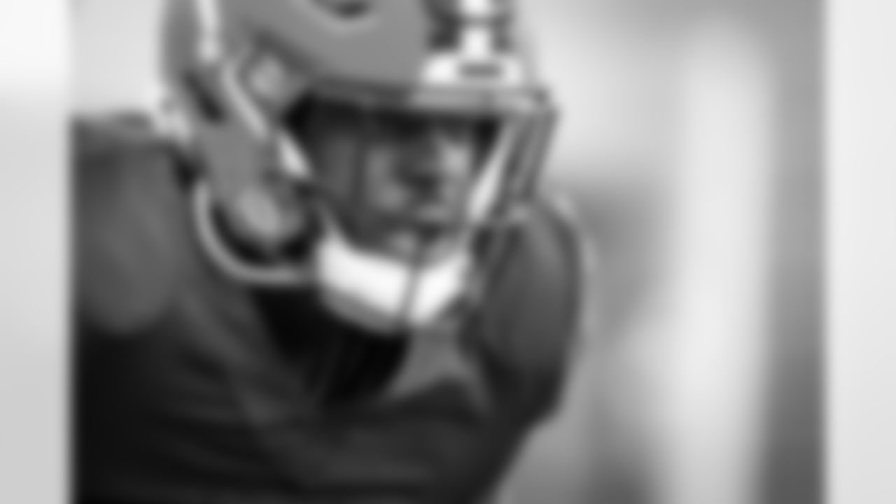 Running back Dexter Williams (34) during practice on November 17, 2021.