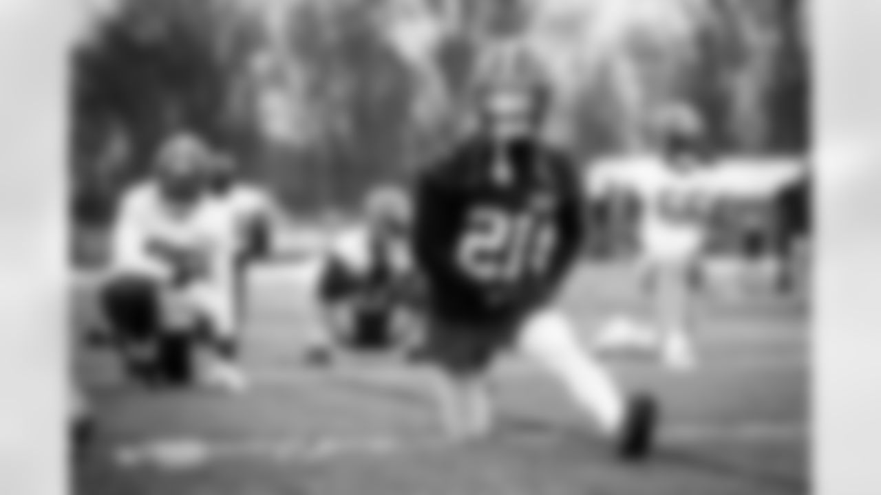 Cornerback Denzel Ward (21) during practice at CrossCountry Mortgage Campus on December 29, 2022.