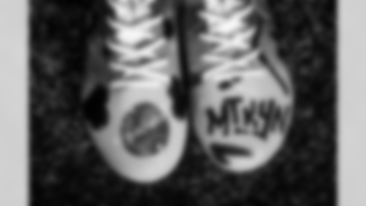 2022 My Cause My Cleats Photoshoot - Cornerback Denzel Ward (21) - Make Them Know Your Name