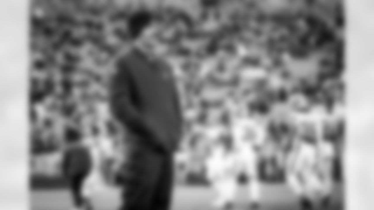Head Coach Kevin Stefanski before a NFL football game between the Cleveland Browns and Green Bay Packers on December 25, 2021 at Lambeau Field. The Browns lost 22-24.