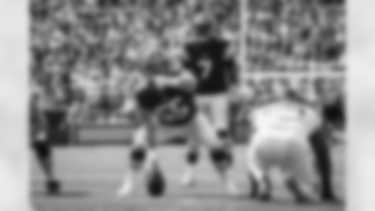 Center Ethan Pocic (55) during a NFL football game between the New York Jets and Cleveland Browns on September 18, 2022 at FirstEnergy Stadium.