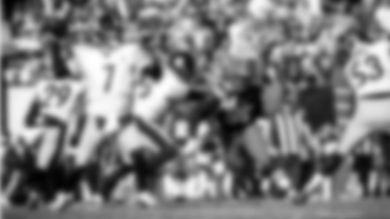The Cleveland Browns play the Pittsburgh Steelers at FirstEnergy Stadium in Week 8 of the 2021 NFL season.
