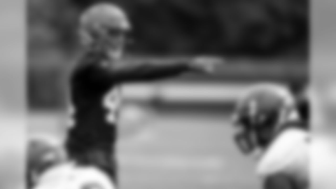 Linebacker Sione Takitaki (44) during the ninth practice of OTAs on May 30, 2019.