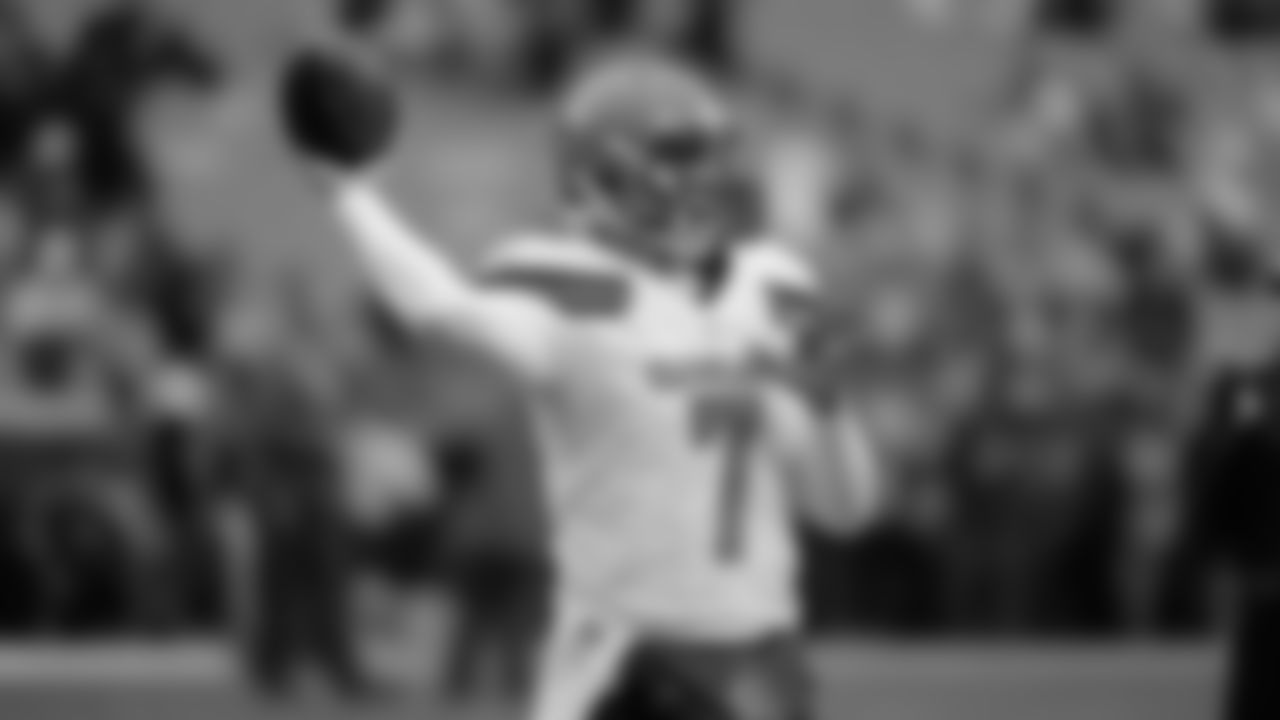 Cleveland Browns quarterback Austin Davis