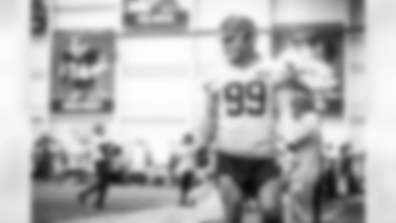 Defensive tackle Taven Bryan (99) during practice at CrossCountry Mortgage Campus on December 15, 2022.
