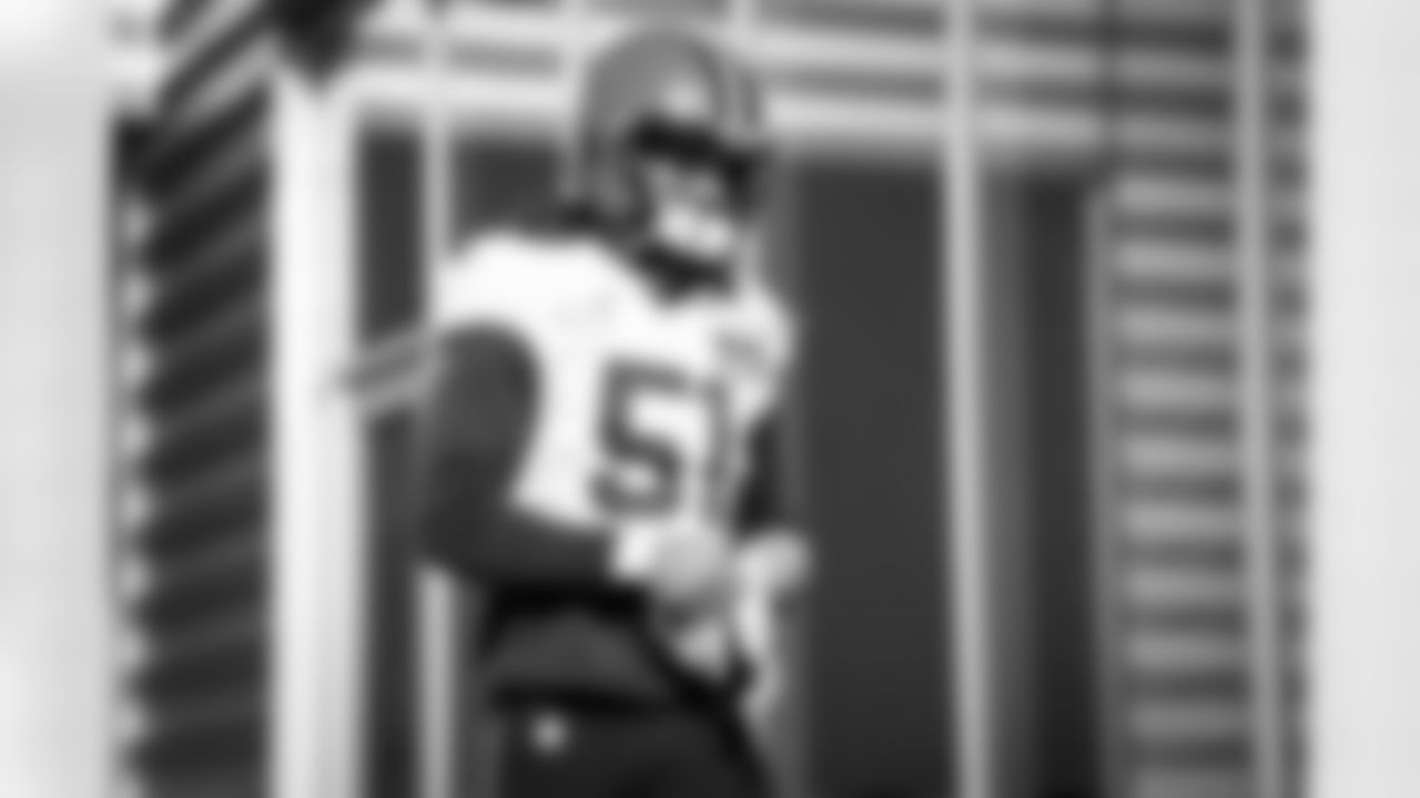 Linebacker Jordan Kunaszyk (51) during practice at CrossCountry Mortgage Campus on November 9, 2022.