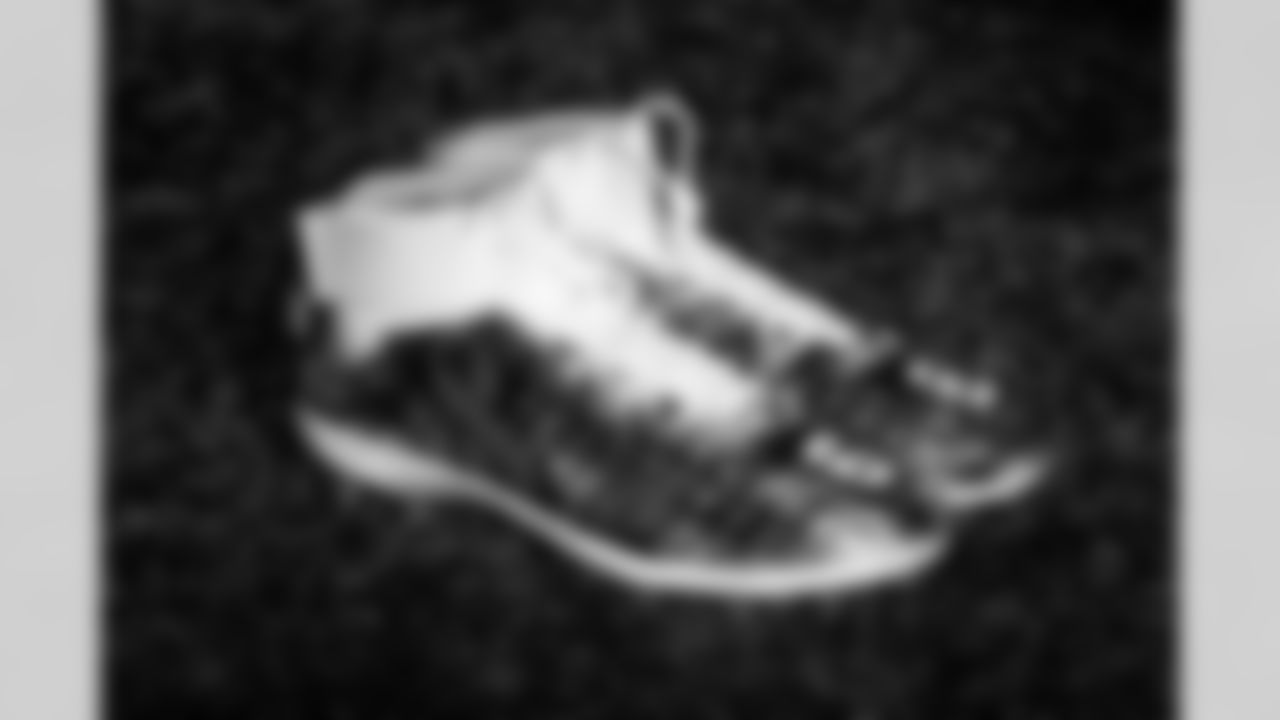 2022 My Cause My Cleats Photoshoot - Offensive tackle Michael Dunn (68) - American Cancer Society