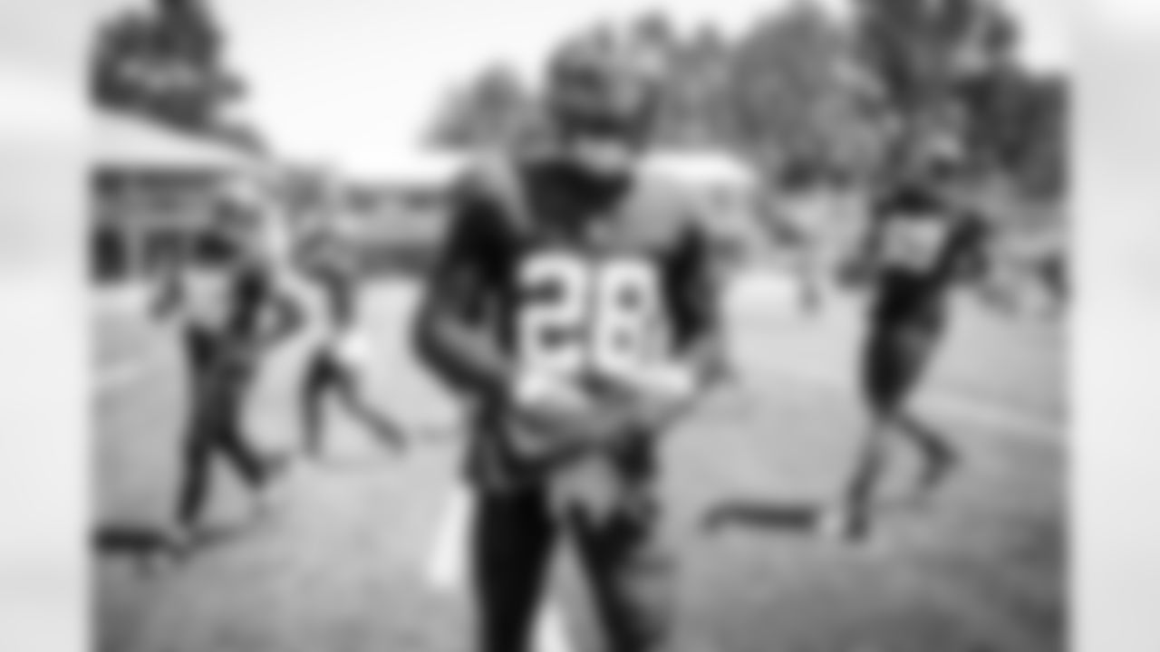 Linebacker Jeremiah Owusu-Koramoah (28) during the seventh day of training camp on August 4, 2021.