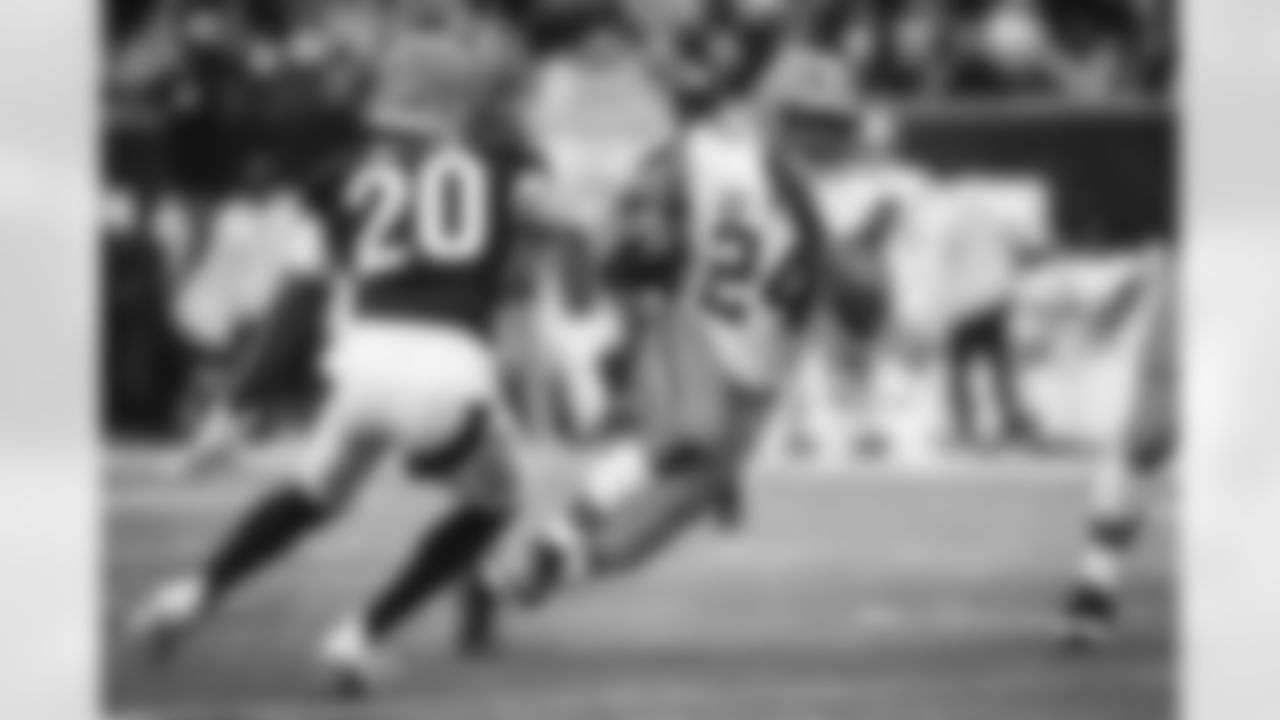 Running back Nick Chubb (24) during a NFL football game between the Cleveland Browns and Cincinnati Bengals on December 11, 2022 at Paycor Stadium.