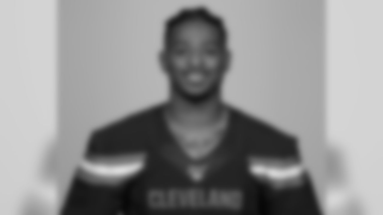 Wide receiver Rashard Higgins (81)