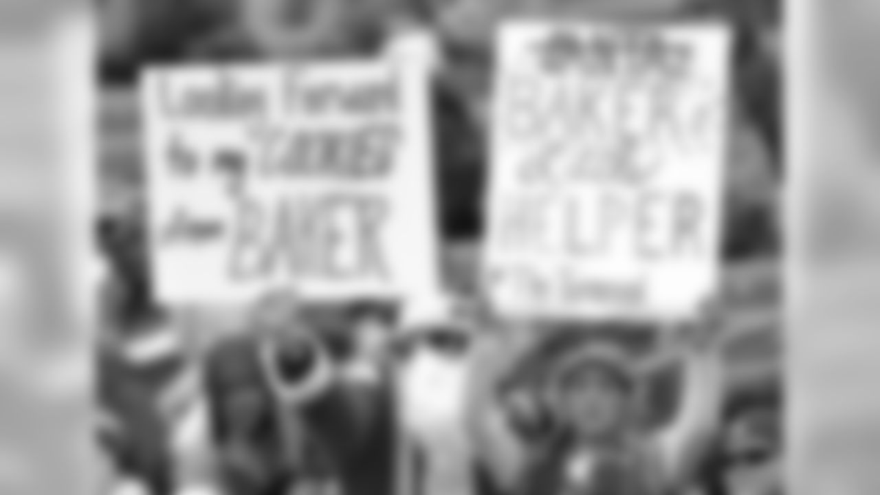 Cleveland Browns fans hold up sign before an NFL football game between the Cleveland Browns and the Cincinnati Bengals, Sunday, Dec. 23, 2018, in Cleveland. (AP Photo/David Richard)