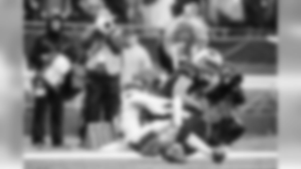 The Cleveland Browns play the New England Patriots in Week 8.