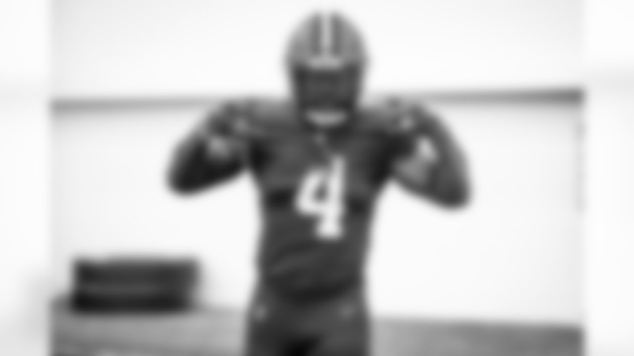 Linebacker Anthony Walker (4) during the twelfth day of training camp on August 11, 2021.