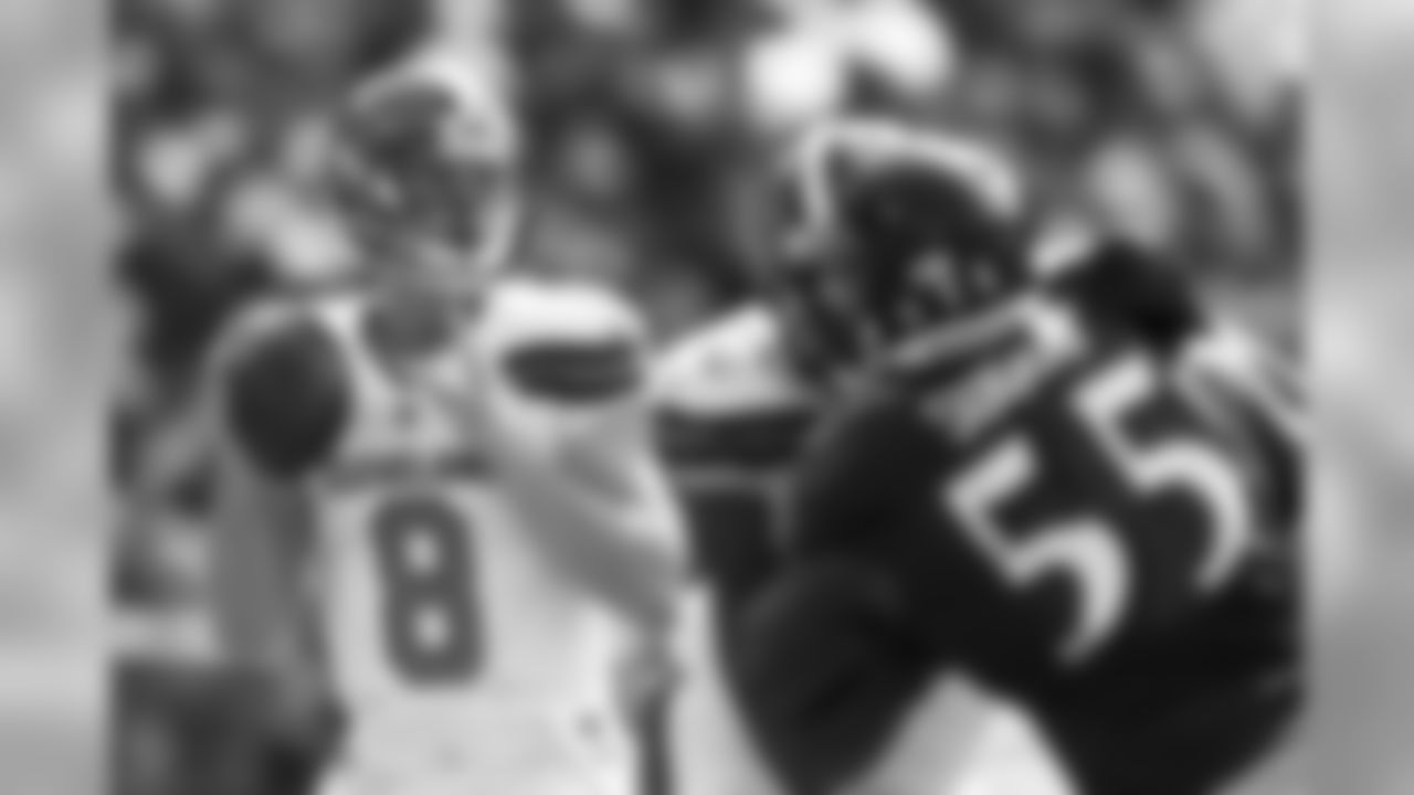 QB Kevin Hogan looks to pass.