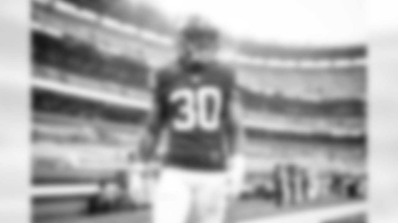 Running Back D'Ernest Johnson (30) before a NFL football game between the Philadelphia Eagles and Cleveland Browns on November 22, 2020 at FirstEnergy Stadium. The Browns won 22-17.