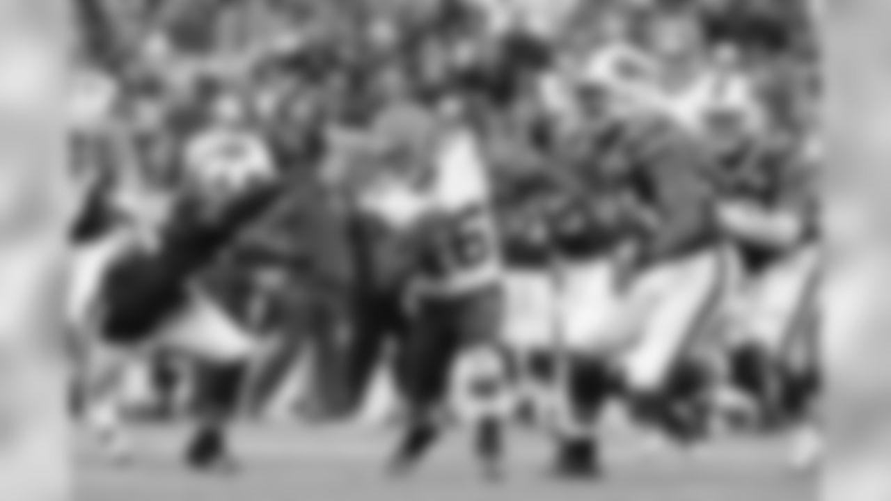 Regular Season Game 12: Browns vs. Bills
