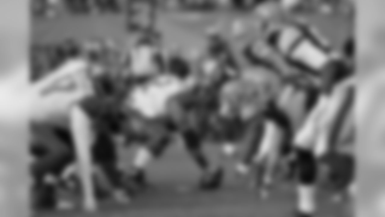 Regular Season Game 8: Buccaneers vs. Browns