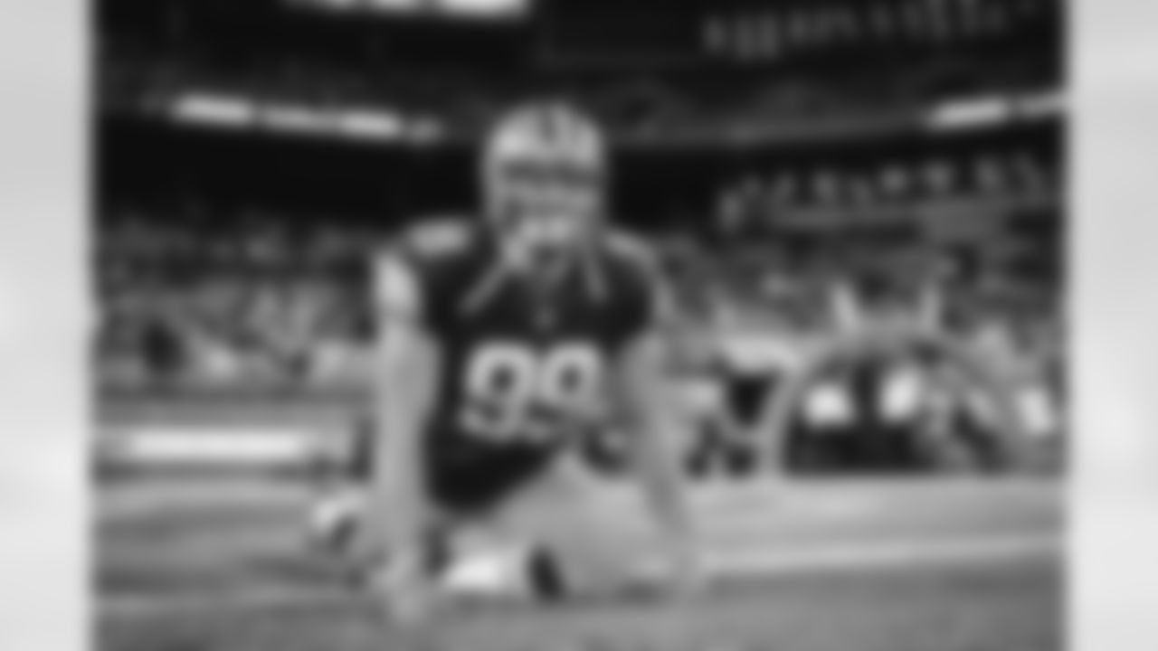 Defensive tackle Taven Bryan (99) before a NFL football game between the Pittsburgh Steelers and Cleveland Browns on September 22, 2022 at FirstEnergy Stadium.