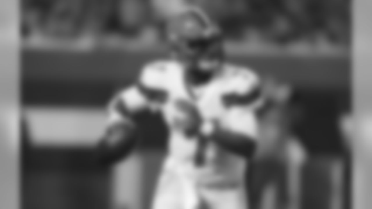 QB DeShone Kizer in action against the Giants.