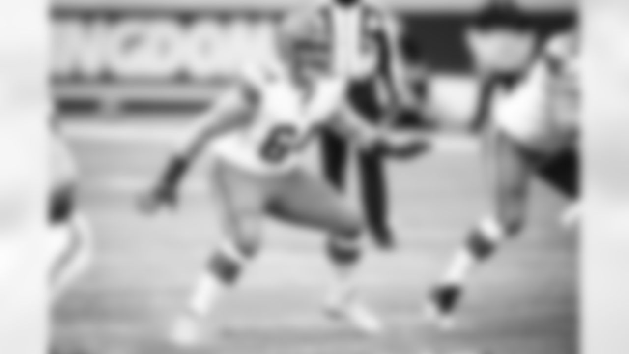 Center JC Tretter (64) during a NFL divisional round playoff football game between the Cleveland Browns and Kansas City Chiefs on January 17, 2021 at Arrowhead Stadium. The Browns lost 17-22.