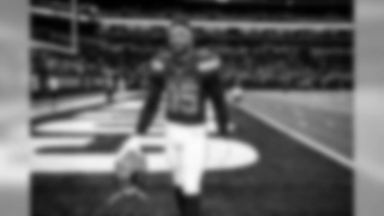 Defensive end Myles Garrett (95) warms up before the Browns vs. Colts preseason game.