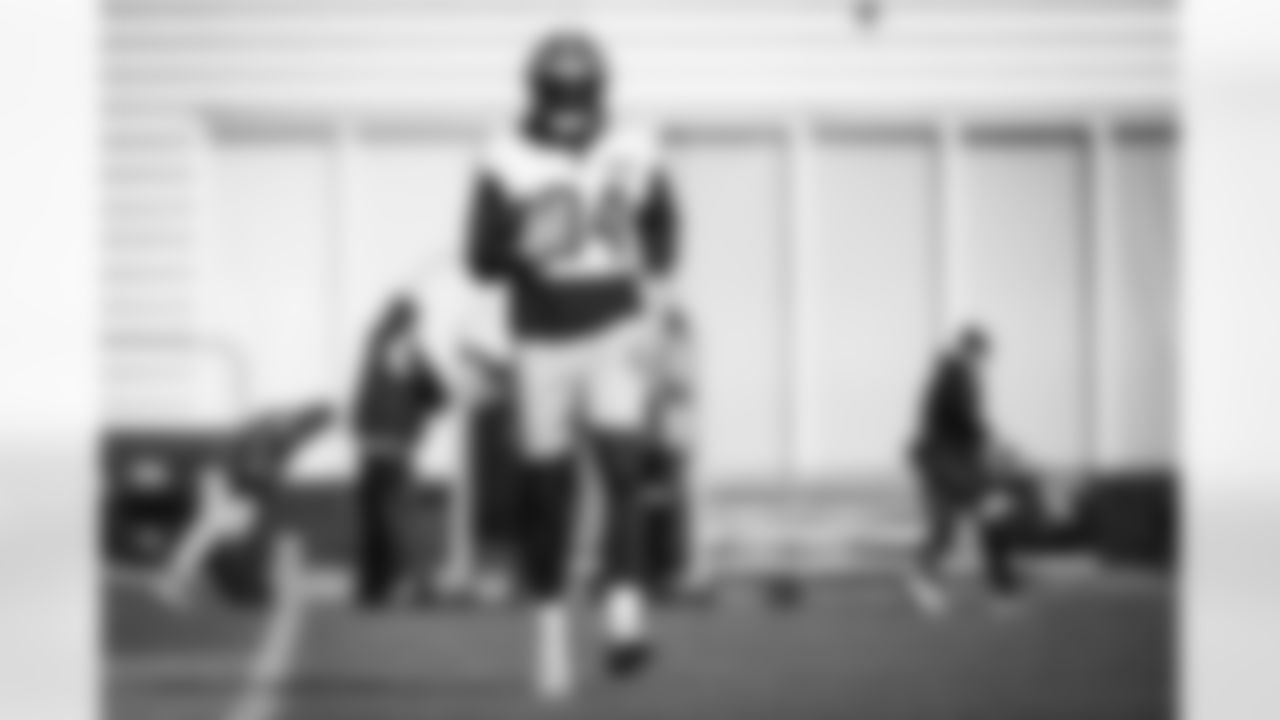 Tight end Pharaoh Brown (84) during practice at CrossCountry Mortgage Campus on January 5, 2023.