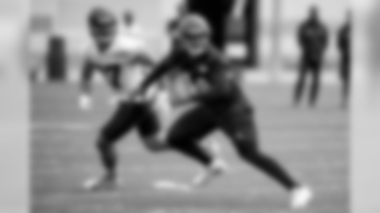 Linebacker Sione Takitaki (44) during the ninth practice of OTAs on May 30, 2019.
