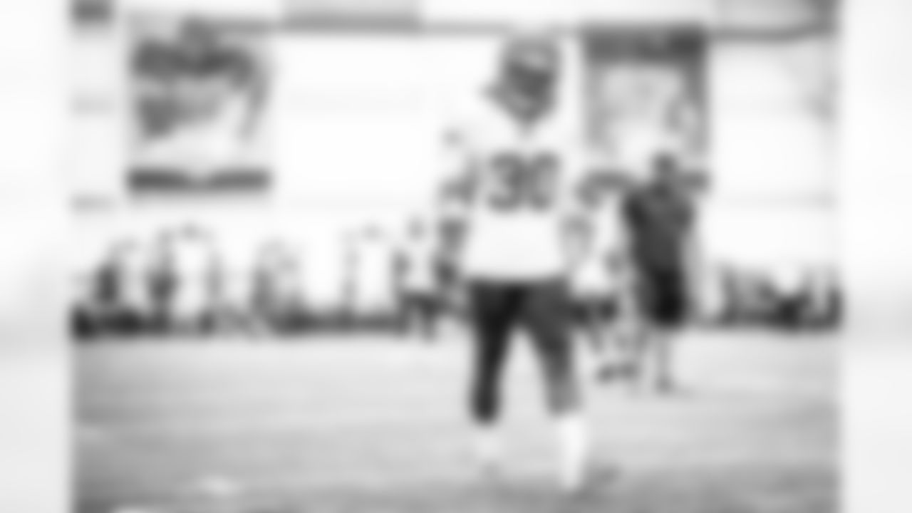 Running Back D'Ernest Johnson (30) during practice on September 22, 2021.