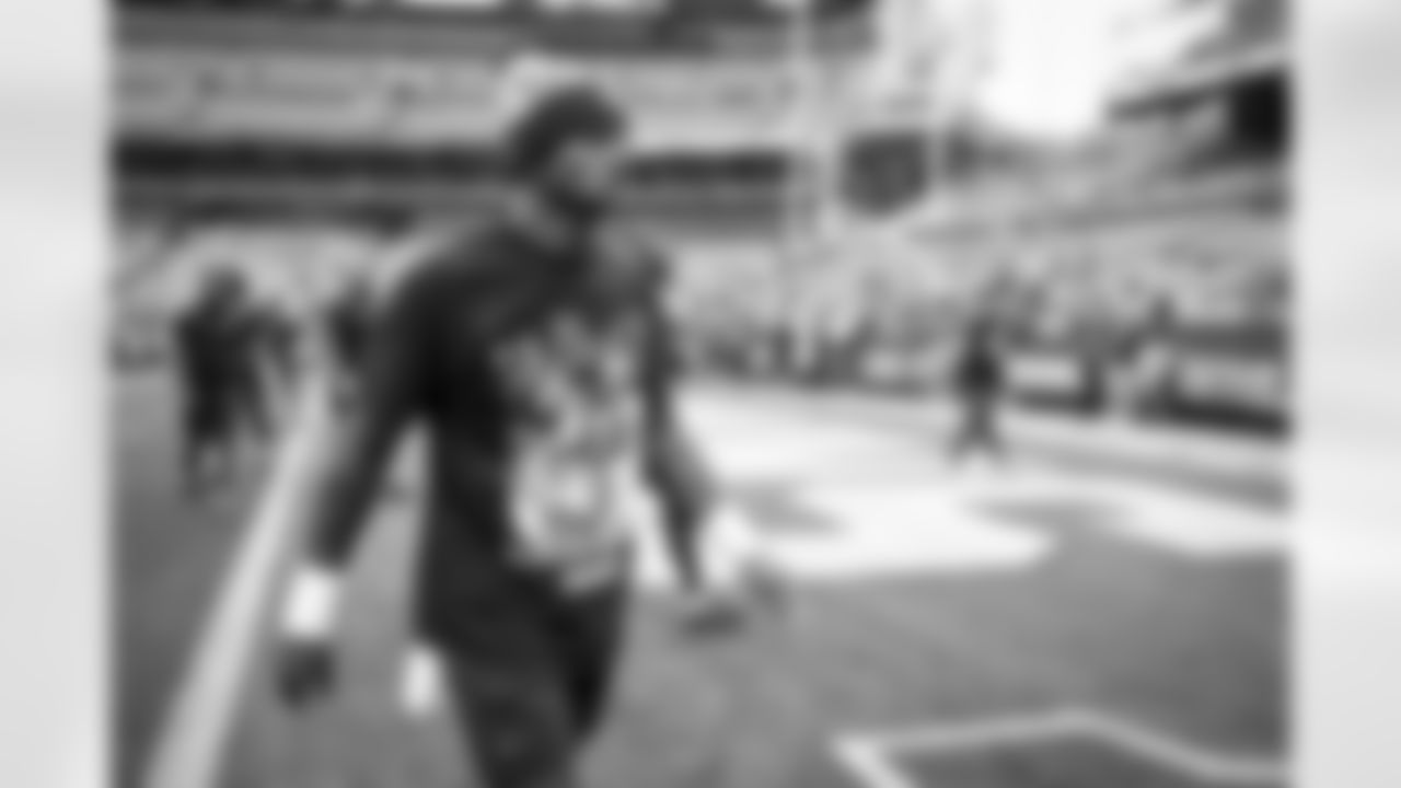 Quarterback Deshaun Watson (4) before a NFL football game between the Cincinnati Bengals and Cleveland Browns on September 10, 2023 at Cleveland Browns Stadium.