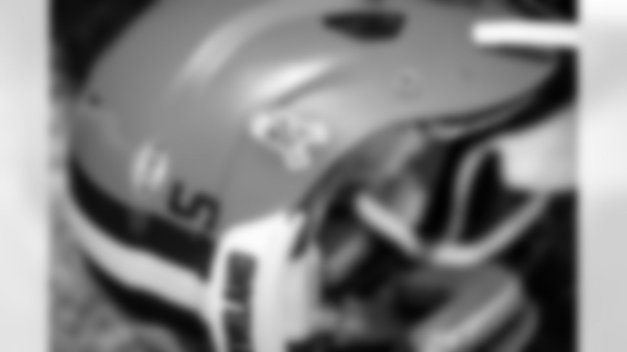 A Salute to Service Helmet Decal during practice on November 3, 2021.