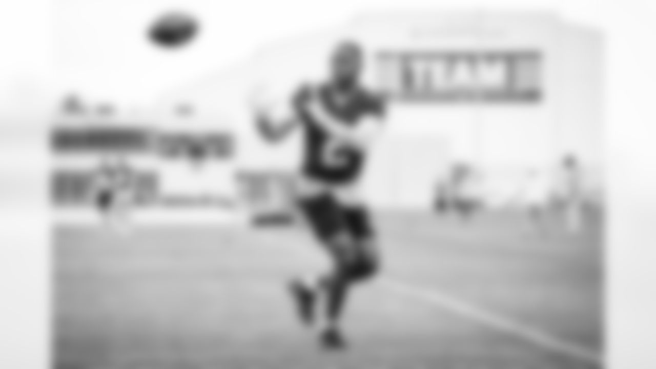 Wide Receiver Amari Cooper (2) during the first day of Phase II of the offseason on May 2, 2022.