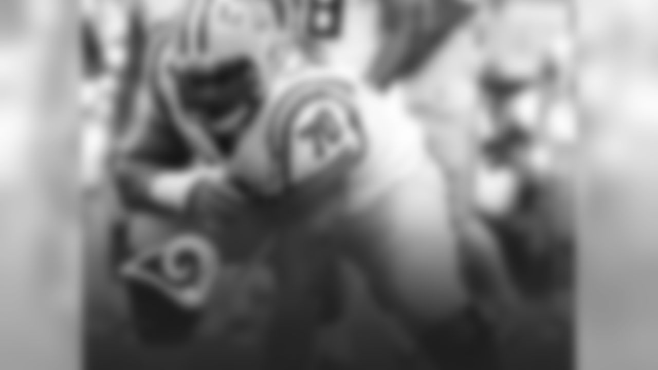Round 1- Pick 10- OL LaEl Collins