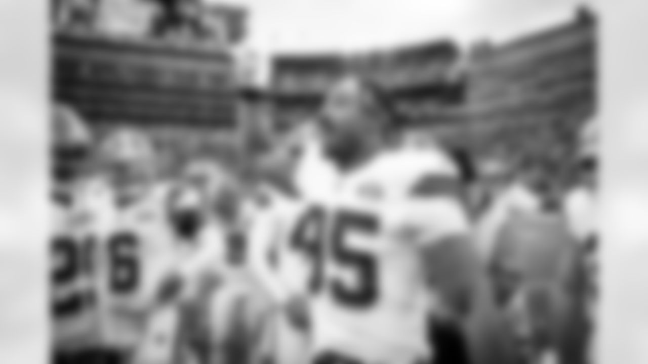 Defensive end Myles Garrett (95) before a NFL football game between the Cleveland Browns and Green Bay Packers on December 25, 2021 at Lambeau Field. The Browns lost 22-24.