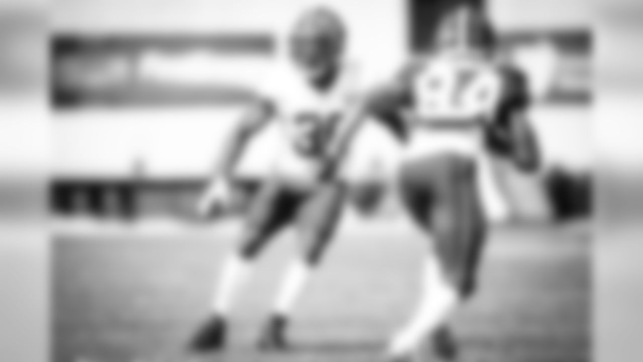 M.J. Stewart Jr. during practice on August 18, 2020