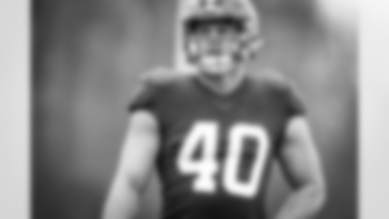 Fullback Johnny Stanton (40) during practice on November 17, 2021.