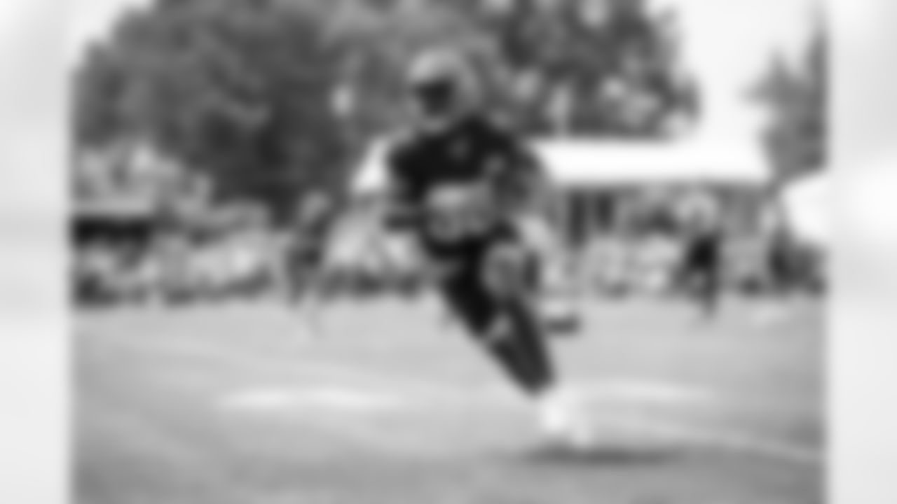 Wide receiver Derrick Dillon (80) during the fifth day of training camp at CrossCountry Mortgage Campus on August 1, 2022.