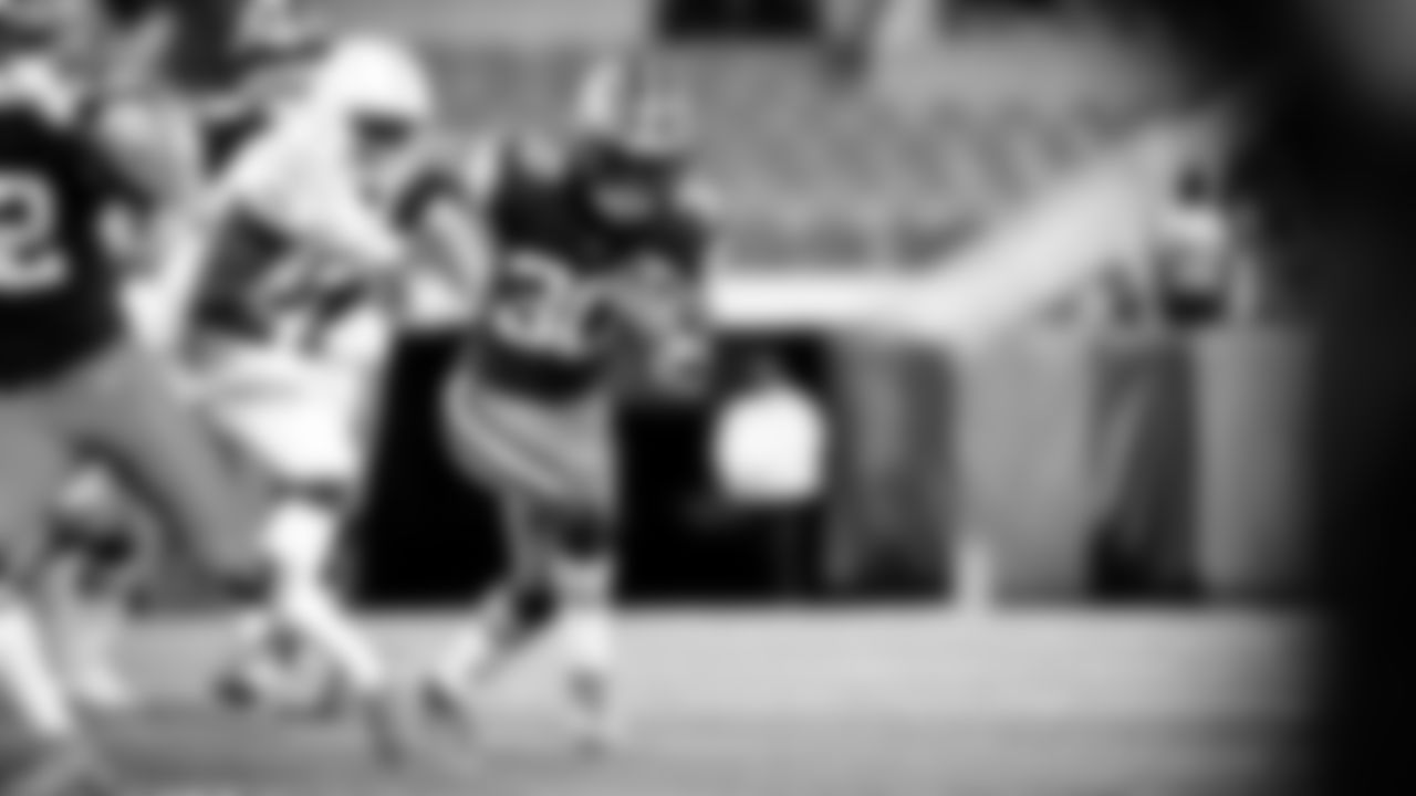 The Cleveland Browns play the Indianapolis Colts at FirstEnergy Stadium in Week 5.